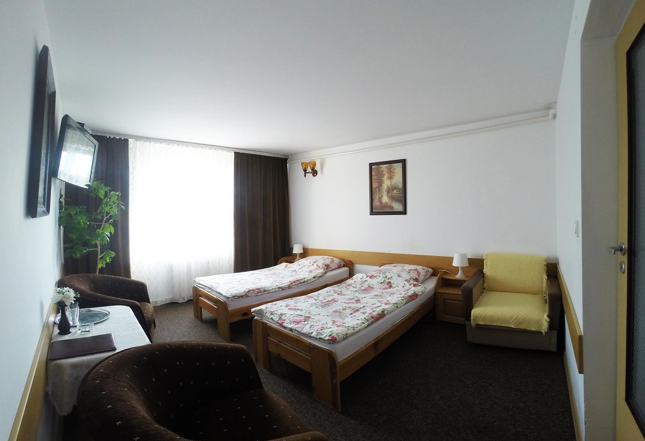Hotel Kot Siestrzen ภายนอก รูปภาพ