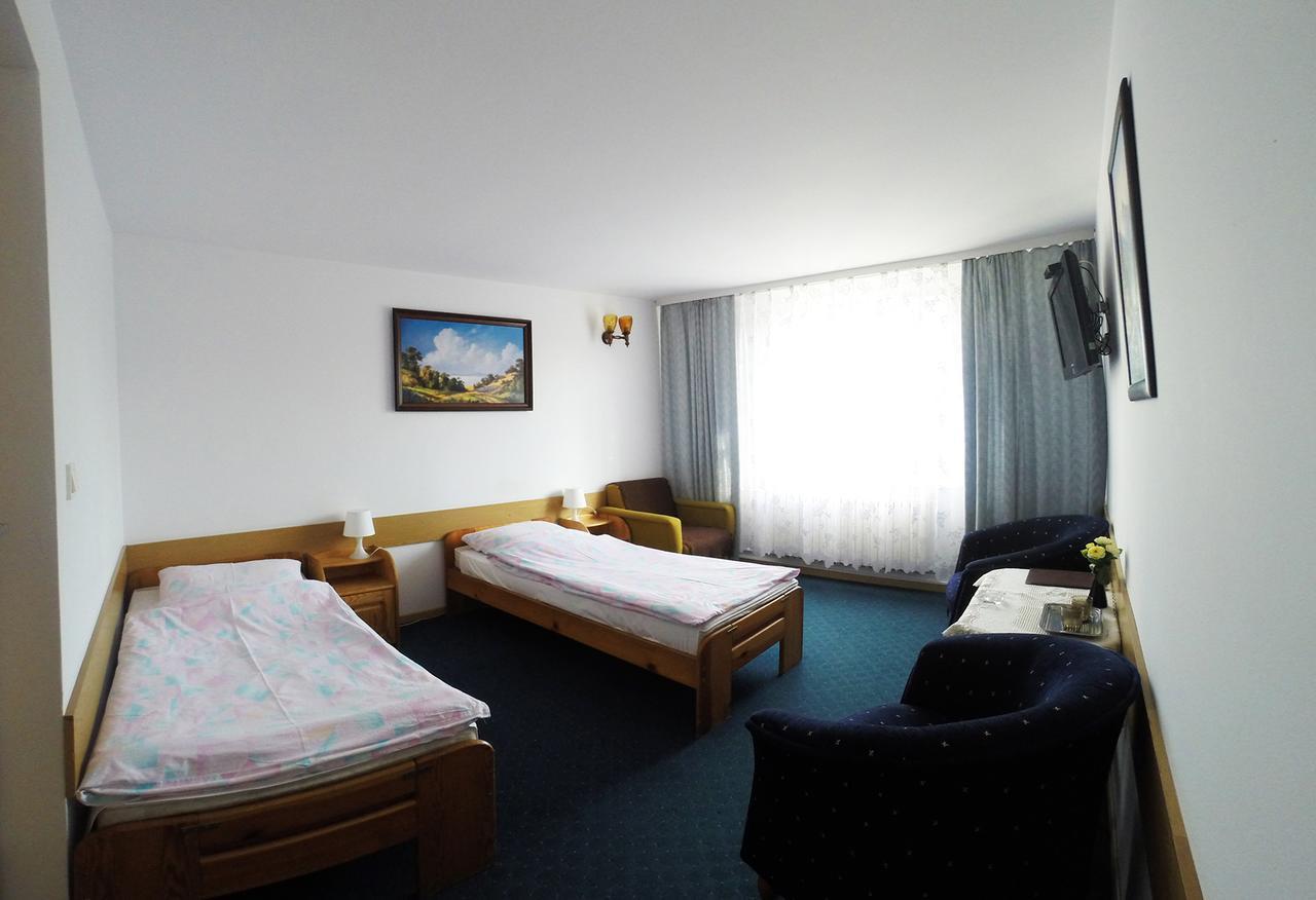 Hotel Kot Siestrzen ภายนอก รูปภาพ