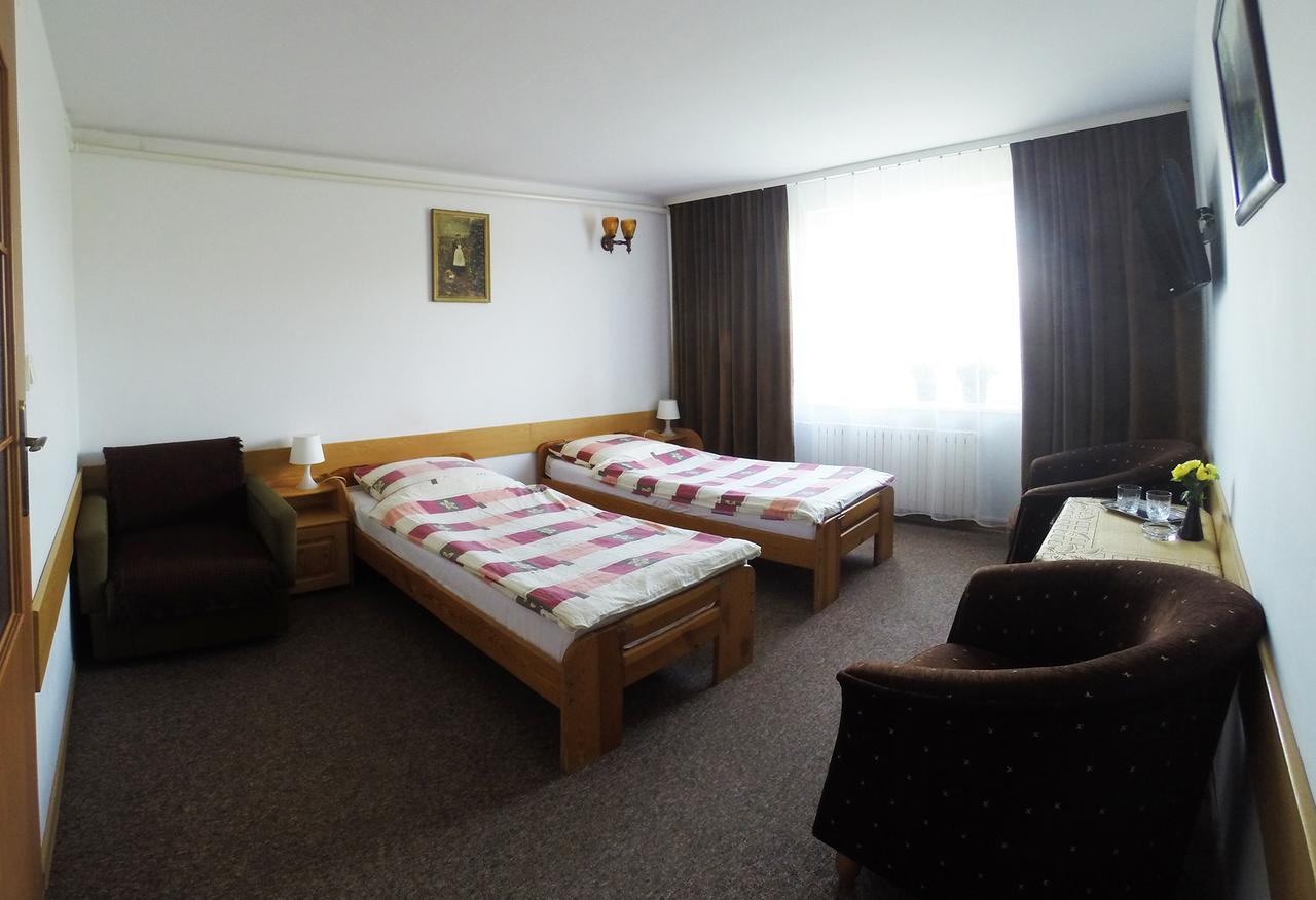 Hotel Kot Siestrzen ภายนอก รูปภาพ