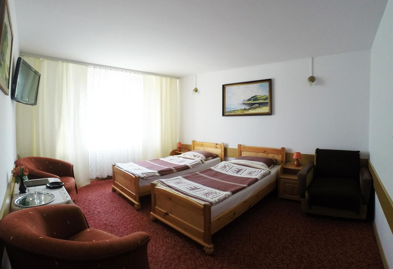 Hotel Kot Siestrzen ภายนอก รูปภาพ